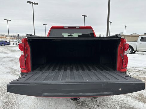 Used 2022 Chevrolet Silverado 1500 LT Trail Boss w/ Bed Protection Package image 16