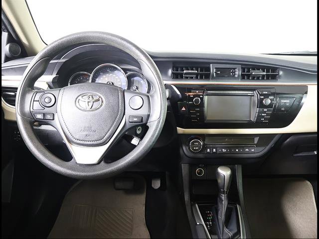 Used 2015 Toyota Corolla LE FWD image 8