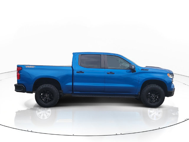 Used 2022 Chevrolet Silverado 1500 LT Trail Boss w/ Convenience Package II AWD/4WD image 4