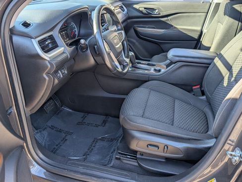 Used 2019 GMC Acadia SLE image 7