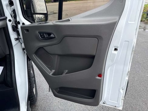 Used 2021 Ford Transit 250 Medium Roof RWD image 41