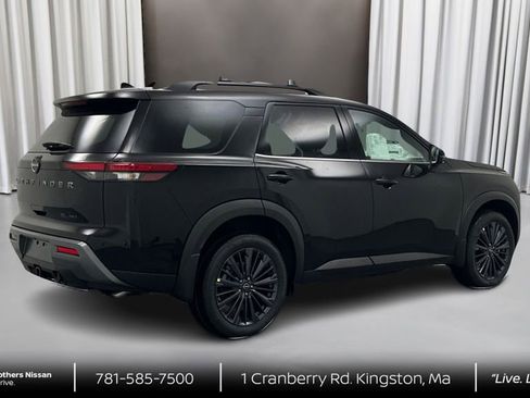 New 2026 Nissan Pathfinder SL w/ SL Premium Package AWD/4WD image 5
