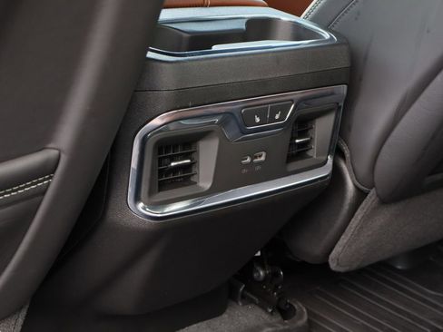 Certified 2025 GMC Sierra 2500 Denali Ultimate image 26