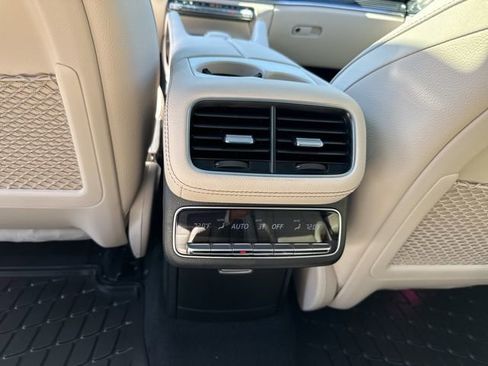 New 2026 Mercedes-Benz GLS 450 4MATIC image 26