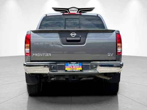 Used 2020 Nissan Frontier SV w/ SV Utility Package RWD image 5