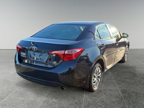 Used 2017 Toyota Corolla LE image 5