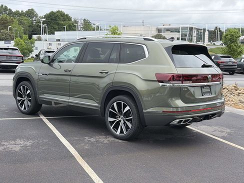 New 2026 Volkswagen Atlas SEL Premium R-Line AWD/4WD image 5