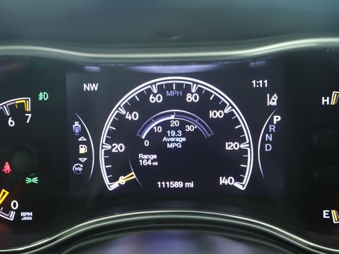 Certified 2019 Jeep Grand Cherokee Summit w/ Trailer Tow Group IV image 9