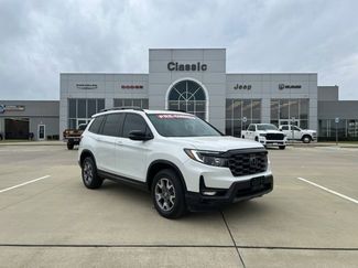 Used 2022 Honda Passport TrailSport video 1