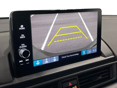 New 2025 Honda Pilot Touring image 24