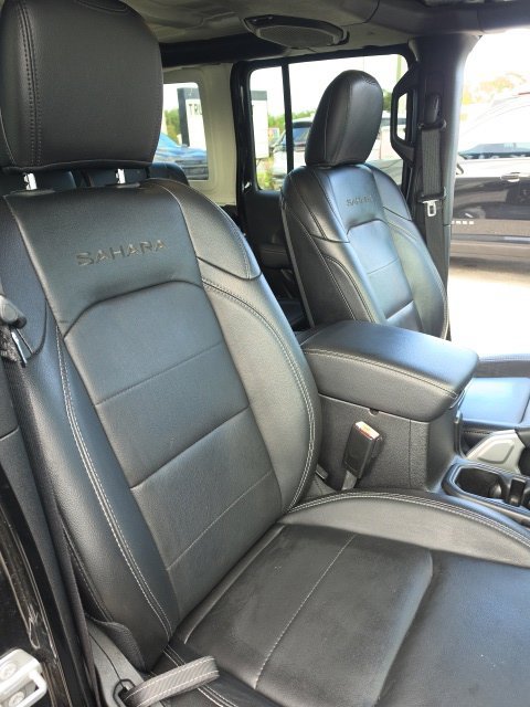 Used 2021 Jeep Wrangler Unlimited Sahara AWD/4WD image 24