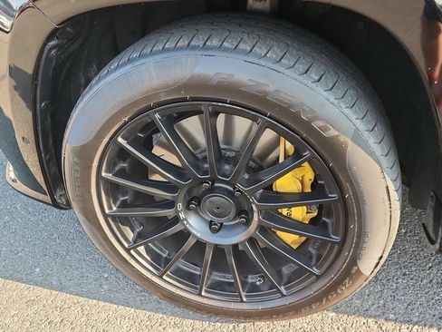 Used 2021 Jeep Grand Cherokee Trackhawk AWD/4WD image 18