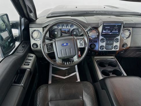 Used 2015 Ford F250 Lariat w/ Lariat Interior Package AWD/4WD image 21