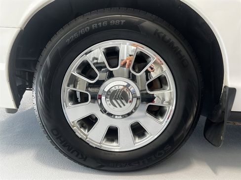 Used 2008 Mercury Grand Marquis LS image 43