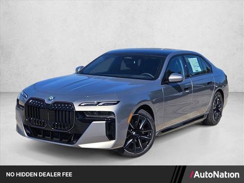 Used 2026 BMW i7 eDrive50 w/ M Sport Package RWD image 1