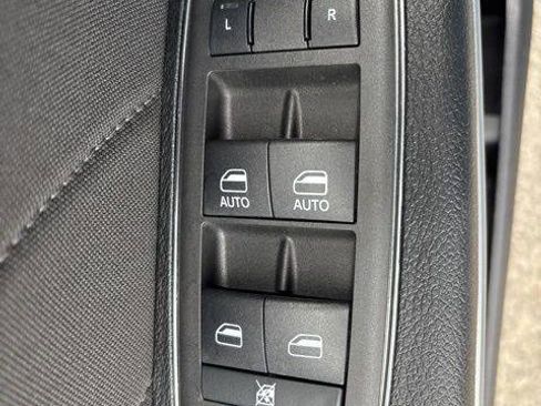 Certified 2023 Dodge Charger SXT RWD image 18