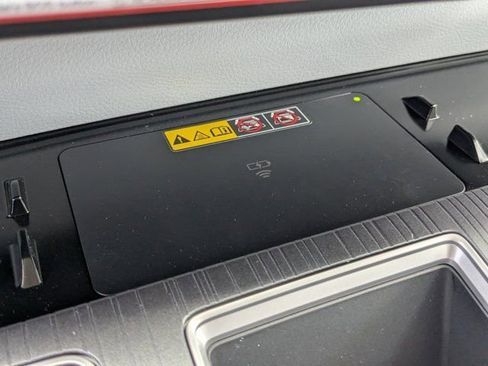 New 2026 Toyota Sienna XLE image 22