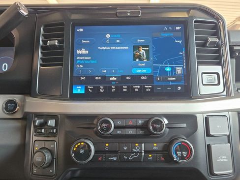 New 2026 Ford F250 XLT w/ XLT Premium Package image 19