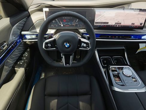 New 2026 BMW 760i xDrive AWD/4WD image 16