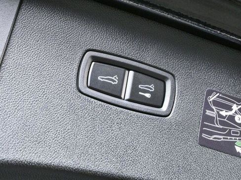 New 2026 Porsche Cayenne Coupe AWD/4WD image 33
