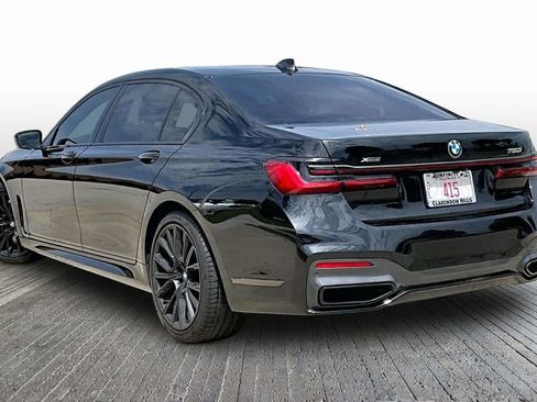 Used 2022 BMW 750i xDrive w/ Executive Package AWD/4WD image 6