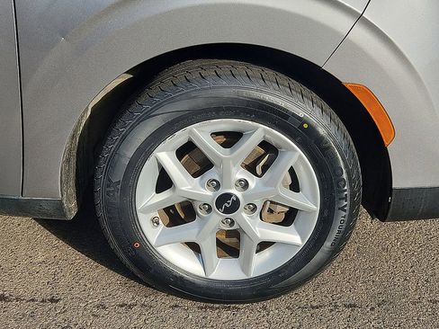 Used 2023 Kia Soul LX w/ Option Group 015 image 8