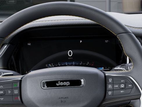 New 2026 Jeep Grand Cherokee L Limited AWD/4WD image 17