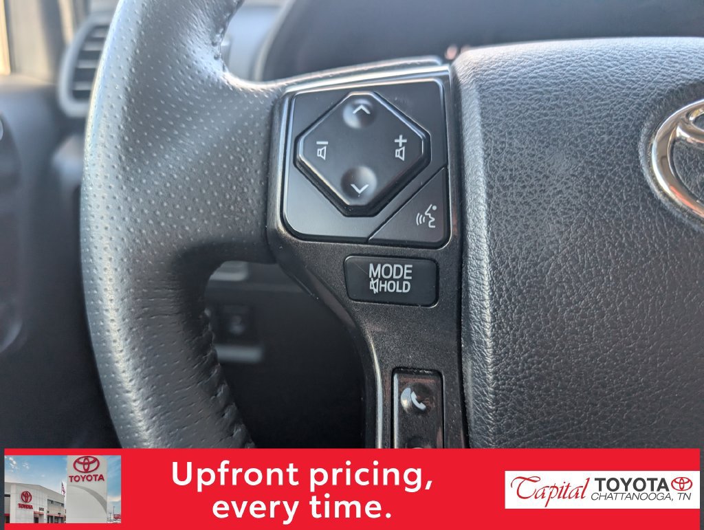 Used 2022 Toyota 4Runner TRD Off-Road Premium w/ Moonroof Package AWD/4WD image 16
