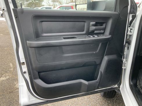 Used 2022 RAM 4500 Tradesman w/ Chrome Appearance Group image 18