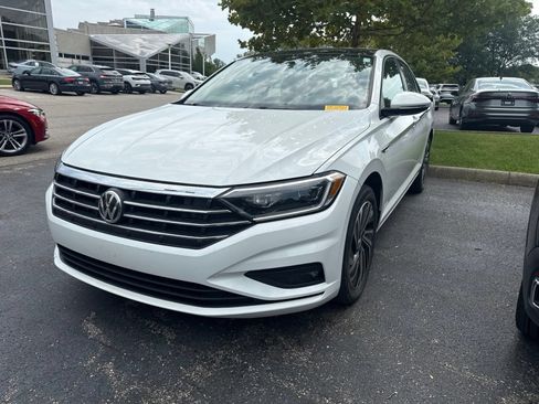 Used 2021 Volkswagen Jetta SEL Premium FWD image 1