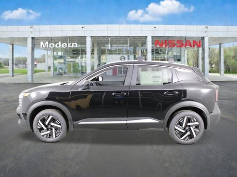 New 2026 Nissan Kicks SV w/ Cold Weather Package FWD image 2