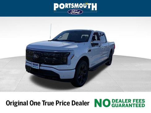 New 2025 Ford F150 Lightning Platinum w/ Dark Elements Package image 19