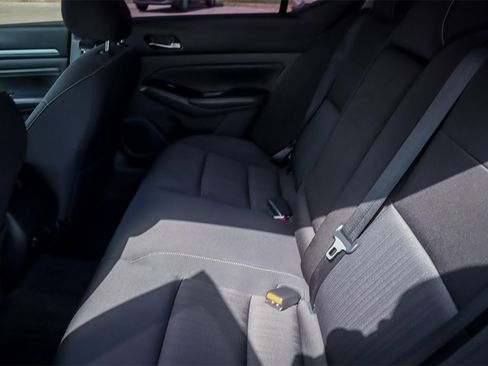 Used 2021 Nissan Altima 2.5 SV image 26