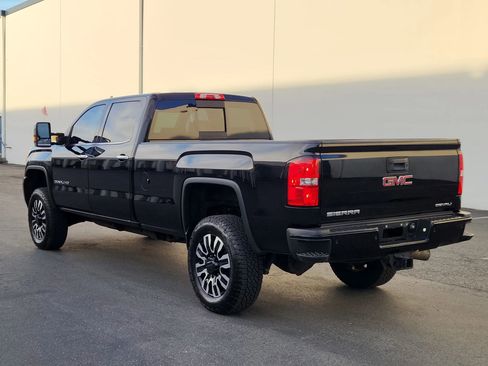 Used 2015 GMC Sierra 3500 Denali w/ Duramax Plus Package AWD/4WD image 3