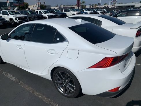 Used 2017 Lexus IS 200t F Sport w/ F Sport Package RWD image 10