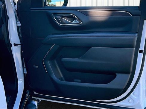 Used 2023 Chevrolet Tahoe Z71 w/ Luxury Package image 19