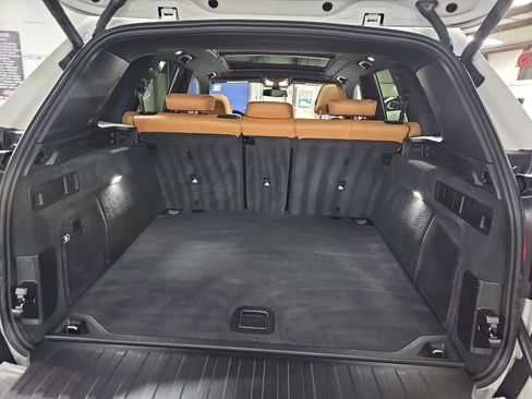 Used 2021 BMW X5 xDrive40i w/ Premium Package image 14