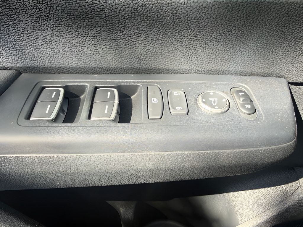 Certified 2025 Honda CR-V EX-L image 19