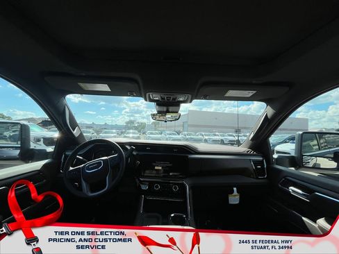 New 2025 GMC Sierra 2500 Denali w/ Denali Reserve Package image 14