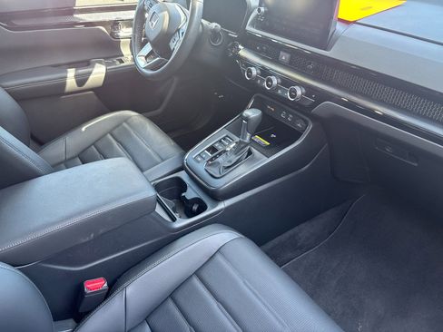 Used 2024 Honda CR-V EX-L image 17