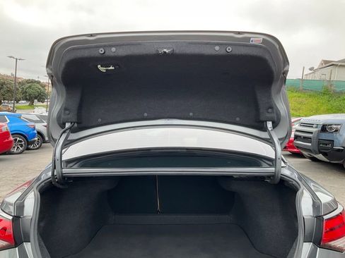 Used 2020 Nissan Sentra SV w/ SV Premium Package image 9