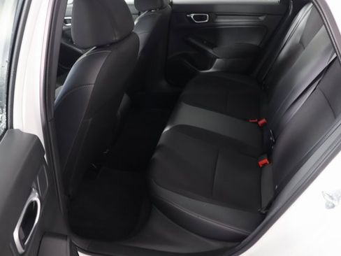 Used 2023 Honda Civic Sport image 18