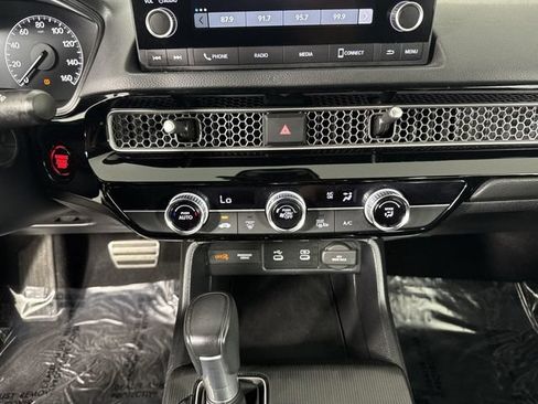 Certified 2025 Honda Civic Sport image 9