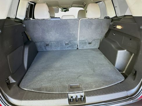 Used 2019 Ford Escape Titanium AWD/4WD image 25