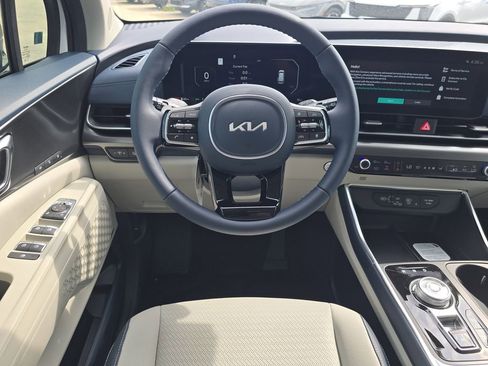 New 2026 Kia Carnival SX Prestige FWD image 13