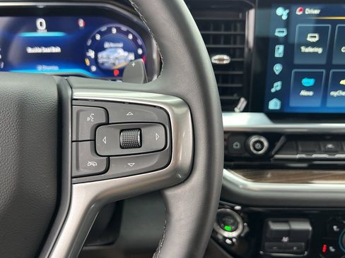 Used 2025 Chevrolet Silverado 1500 RST image 35