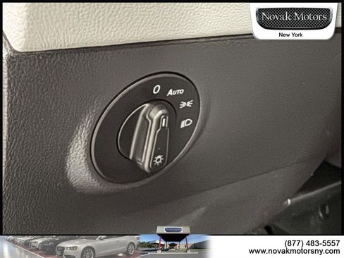 Used 2022 Volkswagen Taos SE image 16