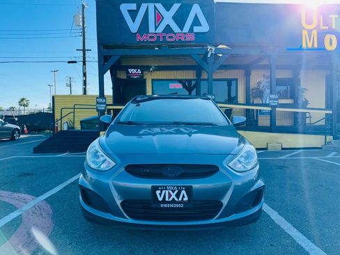 Used 2016 Hyundai Accent SE FWD image 2