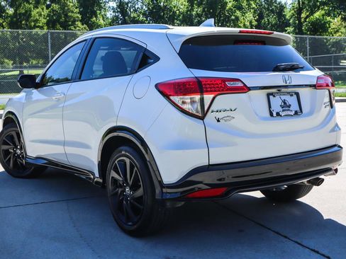 Used 2022 Honda HR-V Sport image 13