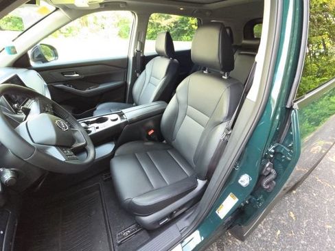 Used 2026 Nissan Rogue Dark Armor AWD/4WD image 8